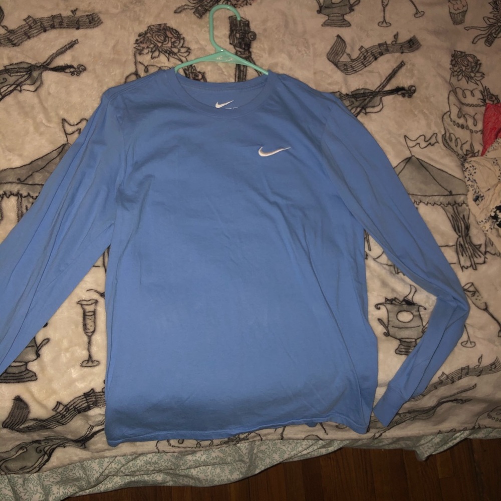 Nike long electric blue sleeve shirt💙